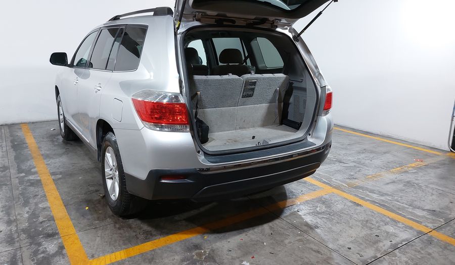 Toyota Highlander 3.5 BASE PREMIUM AT Suv 2013