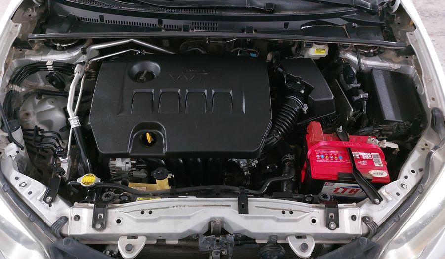 Toyota Corolla 1.8 LE AT Sedan 2014