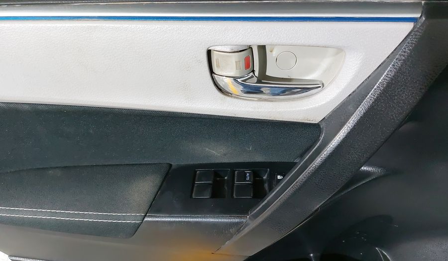 Toyota Corolla 1.8 LE AT Sedan 2014