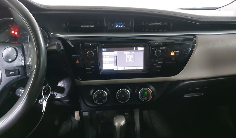 Toyota Corolla 1.8 LE AT Sedan 2014