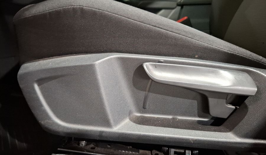 Volkswagen Jetta 1.6 STARTLINE AUTO Sedan 2020