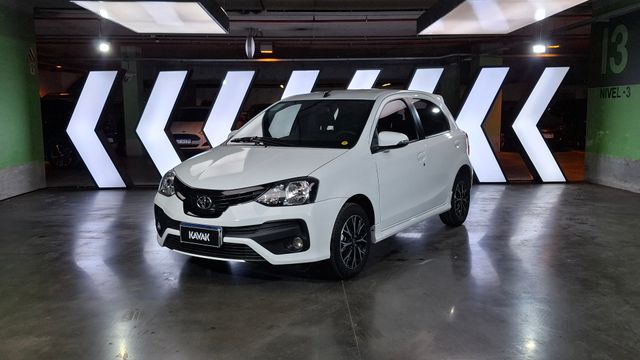 Toyota • Etios