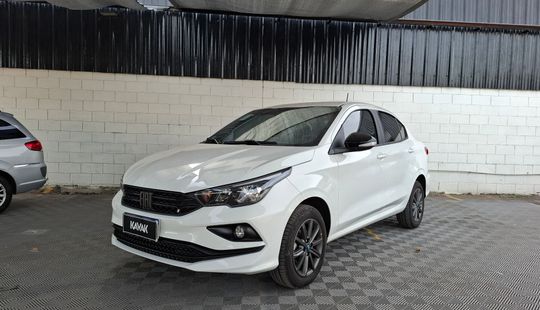 Fiat • Cronos