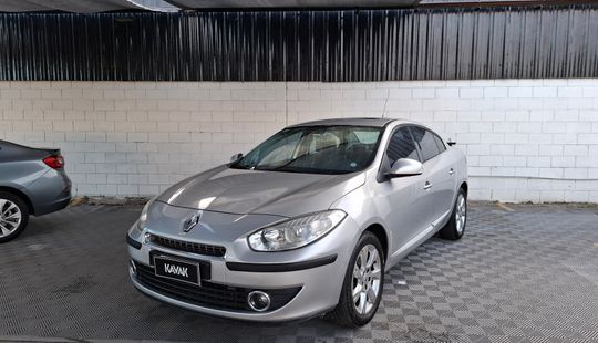Renault • Fluence