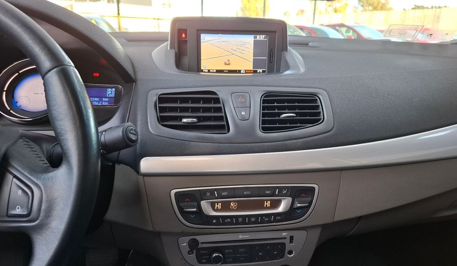 Renault Fluence 2.0 PRIVILEGE CVT Sedan 2013
