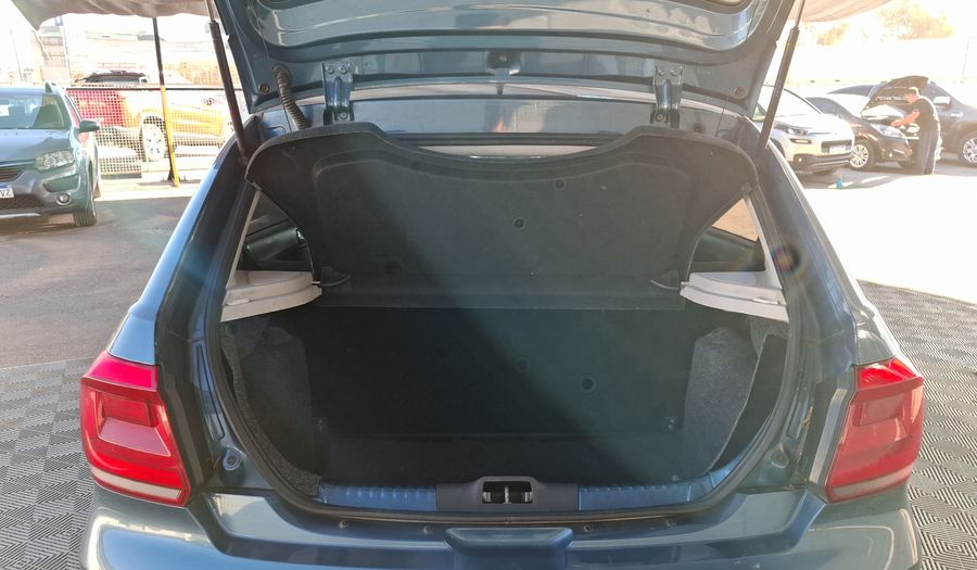 Volkswagen Gol Trend 1.6 TRENDLINE MY17 Hatchback 2017