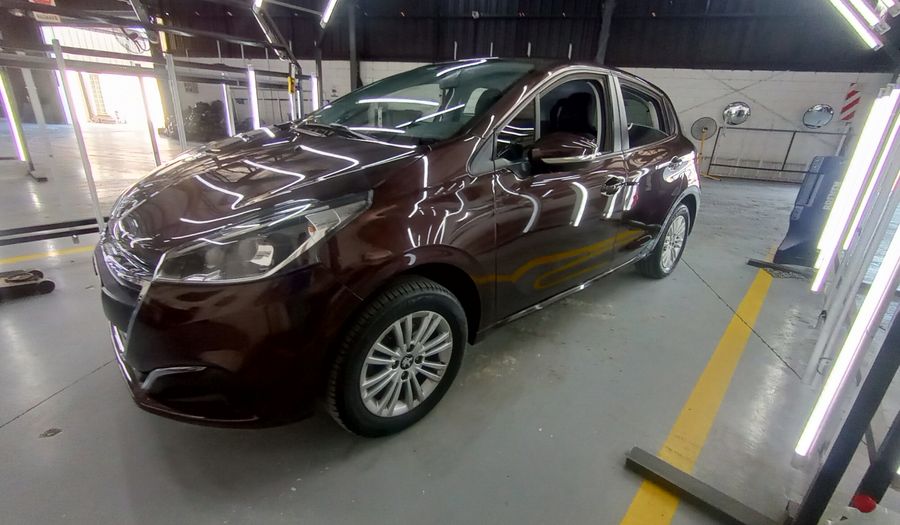 Peugeot 208 1.6 ALLURE Hatchback 2018