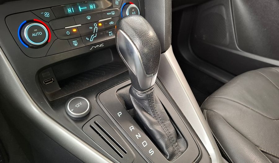 Ford Focus Iii 2.0 SE PLUS POWERSHIFT Sedan 2016