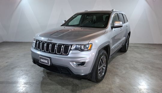 Jeep • Grand Cherokee