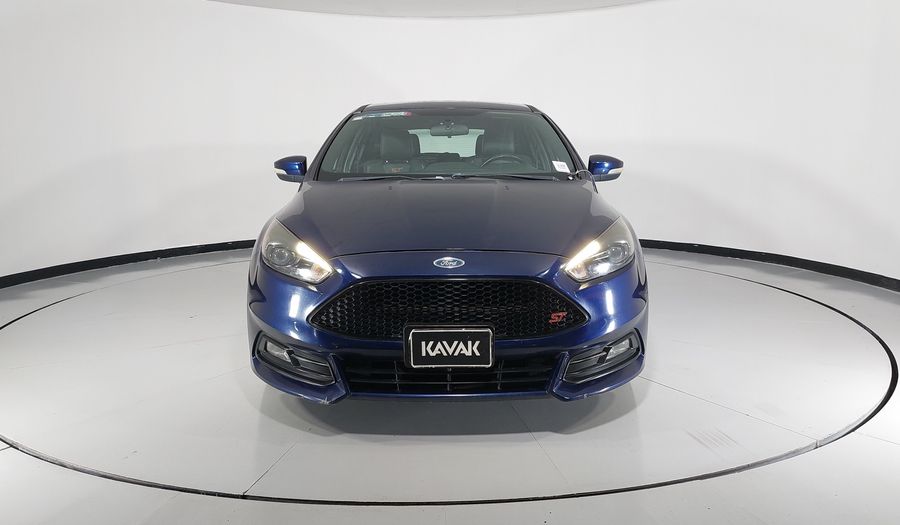 Ford Focus 2.0 ST TM Hatchback 2016