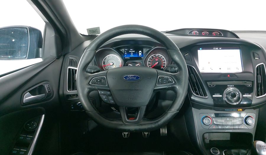 Ford Focus 2.0 ST TM Hatchback 2016