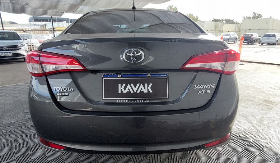 Toyota Yaris 1.5 XLS Sedan 2024