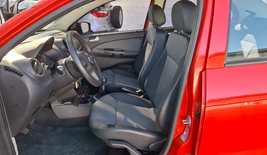 Volkswagen Voyage 1.6 COMFORTLINE Sedan 2013