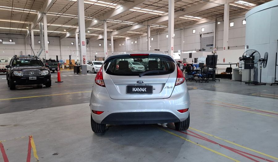 Ford Fiesta Kinetic Design 1.6 S Hatchback 2016