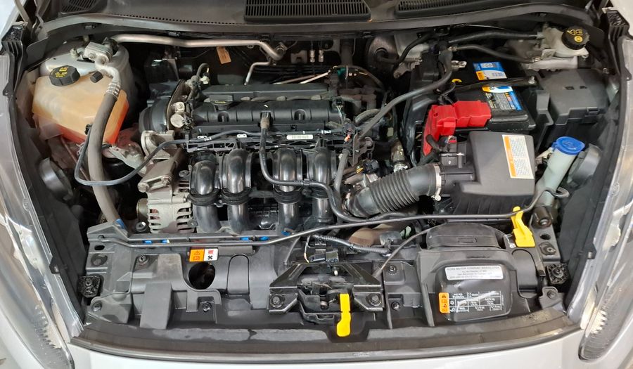 Ford Fiesta Kinetic Design 1.6 S Hatchback 2016