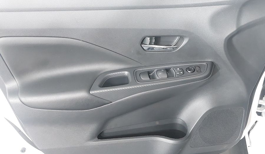 Nissan Versa 1.6 ADVANCE CVT Sedan 2025