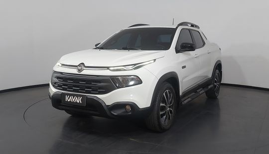 Fiat • Toro
