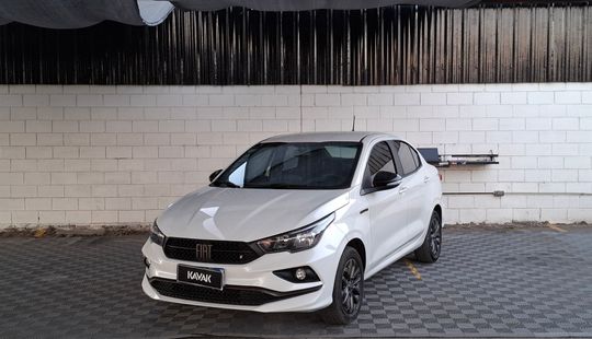 Fiat • Cronos