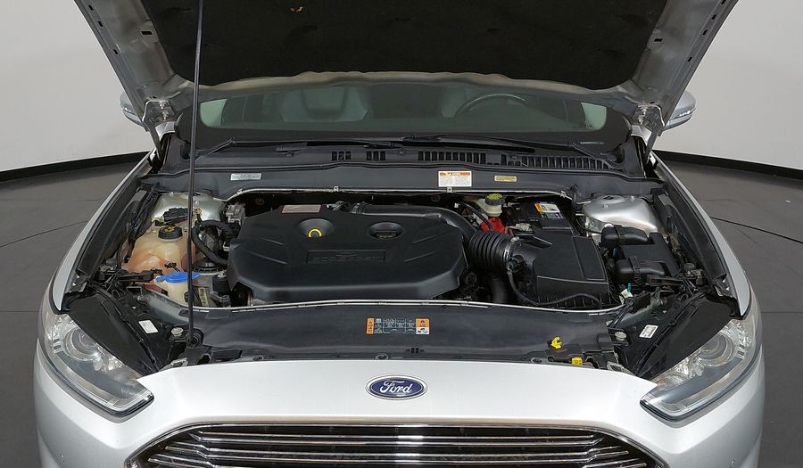 Ford Fusion TITANIUM PLUS Sedan 2015