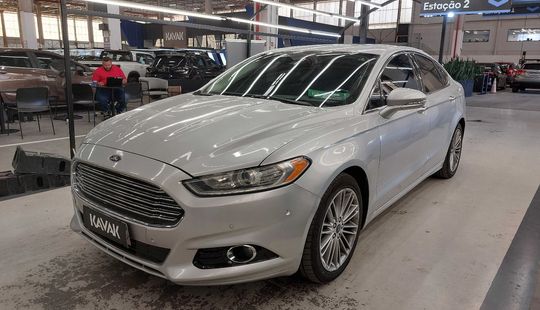 Ford • Fusion