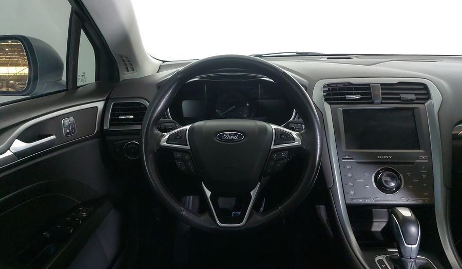 Ford Fusion TITANIUM PLUS Sedan 2015