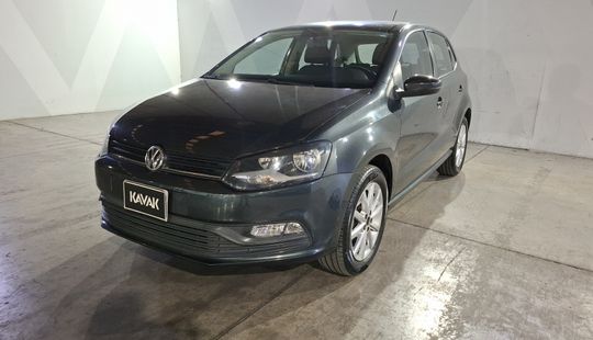 Volkswagen • Polo