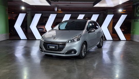 Peugeot • 208