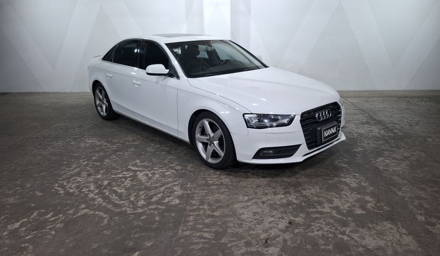 Audi A4 2.0 TFSI TRENDY PLUS MULTITRONIC Sedan 2013