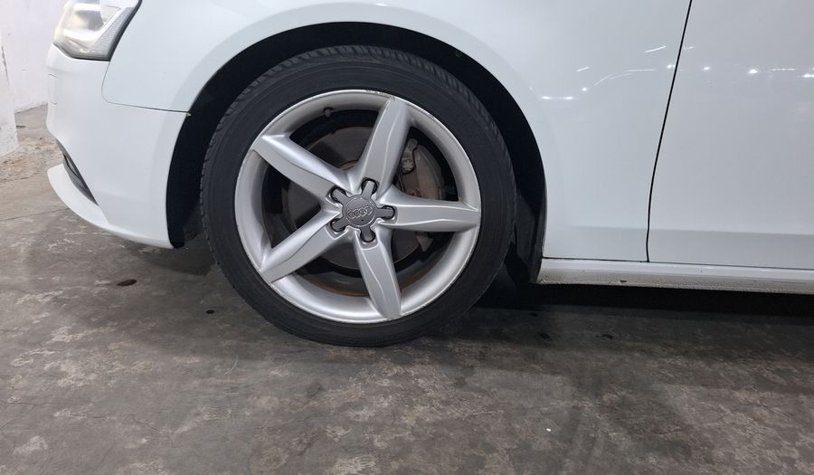 Audi A4 2.0 TFSI TRENDY PLUS MULTITRONIC Sedan 2013