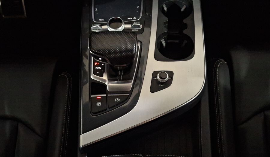 Audi Q7 3.0 TFSI S LINE TIPTRONIC QUATTRO Suv 2017
