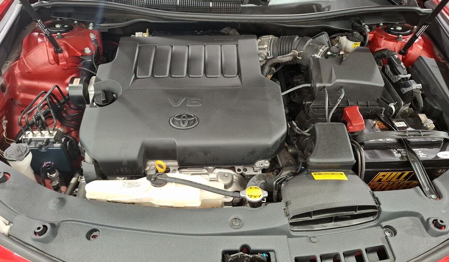 Toyota Camry 3.5 SE V6 6AT Sedan 2012