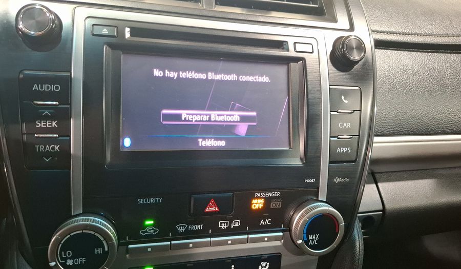 Toyota Camry 3.5 SE V6 6AT Sedan 2012