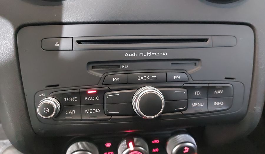 Audi A1 1.4 TFSI EGO S TRONIC Hatchback 2015