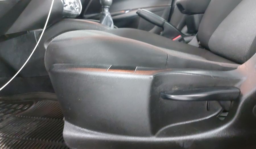 Dodge Neon 1.4 SE Sedan 2020