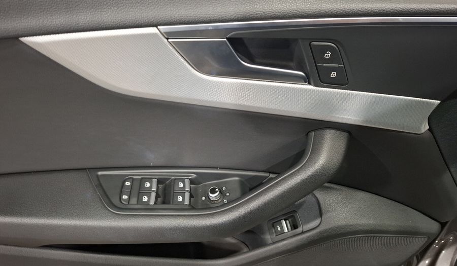 Audi A4 2.0 MHEV 40 TFSI SELECT DCT Sedan 2020