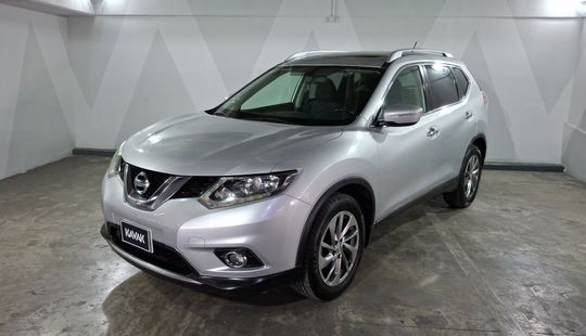 Nissan • X-Trail