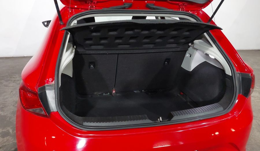 Seat Leon 1.4 TSI STYLE 125HP MT Hatchback 2016