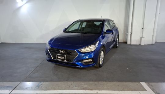 Hyundai • Accent