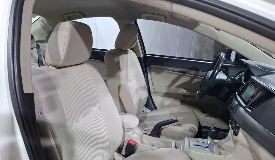 Mitsubishi Lancer 2.0 ES CVT Sedan 2015
