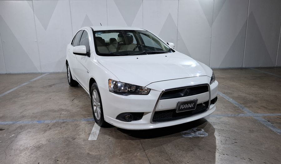 Mitsubishi Lancer 2.0 ES CVT Sedan 2015