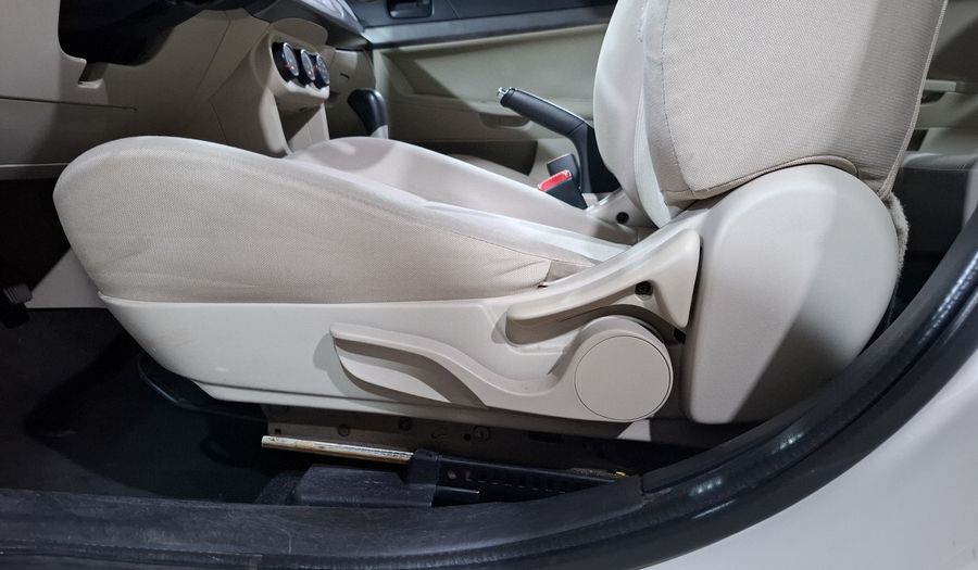 Mitsubishi Lancer 2.0 ES CVT Sedan 2015