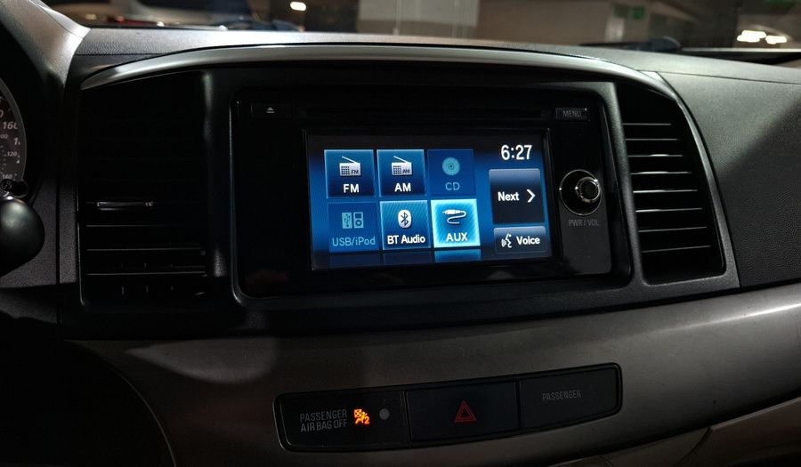 Mitsubishi Lancer 2.0 ES CVT Sedan 2015