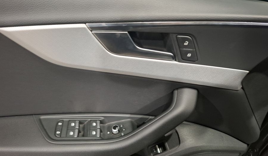 Audi A4 2.0 MHEV 40 TFSI SELECT DCT Sedan 2023