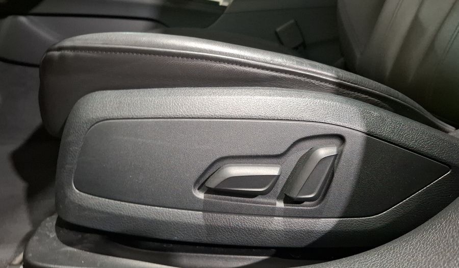 Audi A4 2.0 MHEV 40 TFSI SELECT DCT Sedan 2023