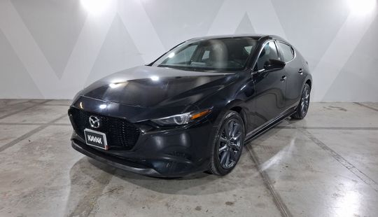 Mazda • Mazda 3