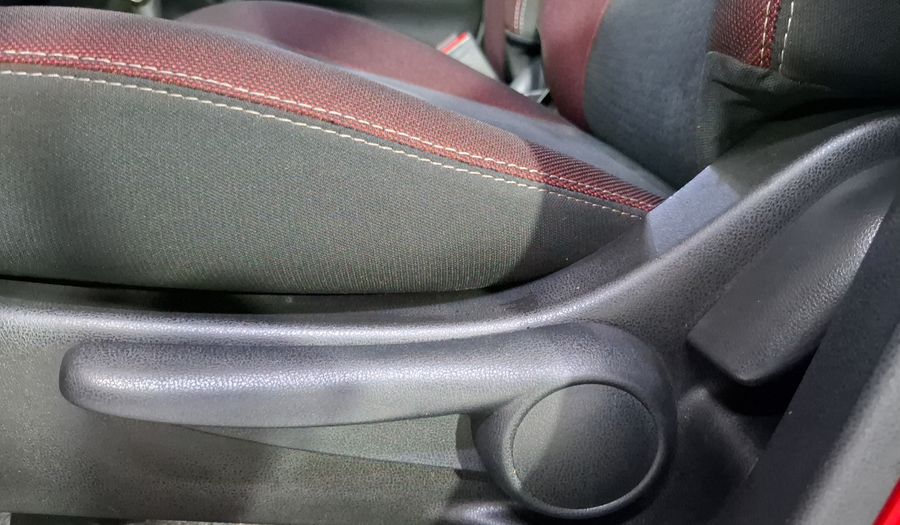 Nissan March 1.6 EXCLUSIVE AUTO Hatchback 2020