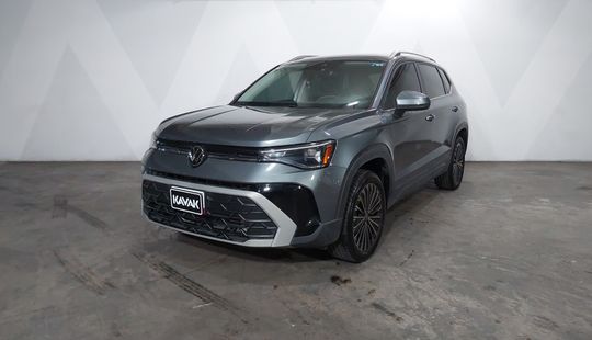 Volkswagen • Taos