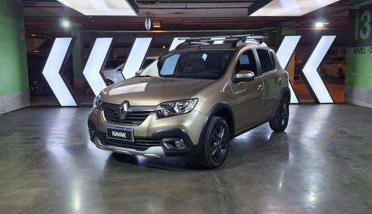 Renault • Sandero Stepway