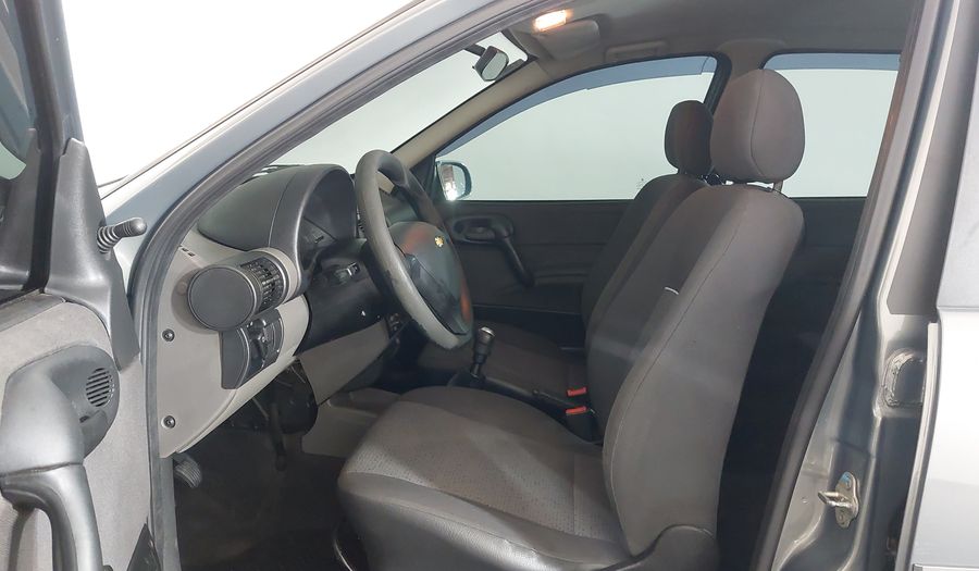 Chevrolet Classic MPFI LS Sedan 2013