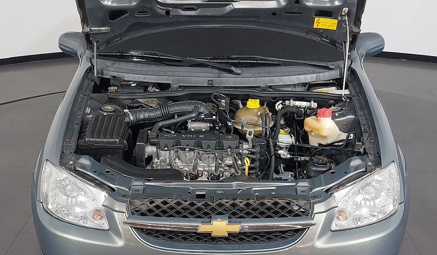 Chevrolet Classic MPFI LS Sedan 2013